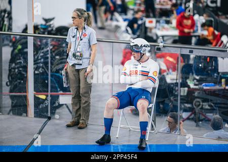 Ontario, Kanada. 21. April 2023. Foto von Alex Whitehead/SWpix.com - 21/04/2023 - Radfahren - Tissot UCI Track Nations Cup, Runde 3: Milton - Mattamy National Cycling Centre, Ontario, Kanada - Qualifizierung der Mannschaft Sprint - Großbritannien Ed Lowe Credit: SWpix/Alamy Live News Stockfoto