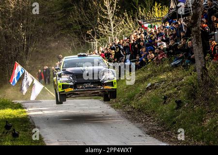 Zagreb, Kroatisch. 22. April 2023. 20 Oliver SOLBERG (SWE), Elliott EDMONDSON (GBR), SKODA FABIA RS, RC2, Rally2, Aktion während der kroatischen Rallye 2023, 4. Runde der WRC World Rally Car Championship 2023, vom 20. Bis 23. April 2023 in Zagreb, Kroatien - Foto Nikos Katikis/DPPI Credit: DPPI Media/Alamy Live News Stockfoto