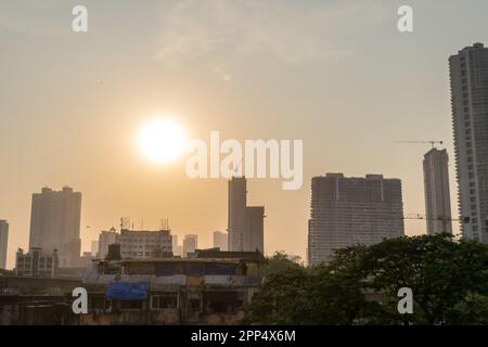 Moderne Hochhäuser tagsüber in Mumbai, Indien Stockfoto