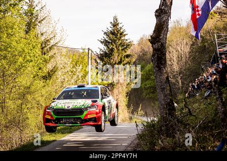 Zagreb, Kroatisch. 22. April 2023. 32 Armin KREMER (DEU), Ella KREMER (DEU), SKODA Fabia Evo, RC2, Rally2, Aktion während der kroatischen Rallye 2023, 4. Runde der WRC World Rally Car Championship 2023, vom 20. Bis 23. April 2023 in Zagreb, Kroatien - Foto Nikos Katikis/DPPI Credit: DPPI Media/Alamy Live News Stockfoto