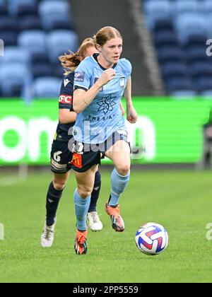 Sydney, Australien. 22. April 2023. Cortnee Brooke Vine vom Sydney FC in Aktion während des 2022-23 Liberty A-League Frauen Fußball Vorläufiges Finale zwischen dem FC Sydney und dem Melbourne Victory im Allianz Stadium. Endstand: Sydney FC 1:0 Melbourne Victory. Kredit: SOPA Images Limited/Alamy Live News Stockfoto