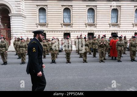 Whitehall, London, Großbritannien. 22. April 2023 Kadetten bei der St. George's Day Parade. Kredit: Matthew Chattle/Alamy Live News Stockfoto