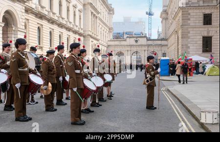 Whitehall, London, Großbritannien. 22. April 2023 Kadetten bei der St. George's Day Parade. Kredit: Matthew Chattle/Alamy Live News Stockfoto