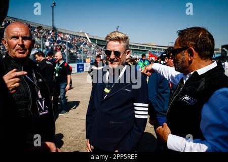 4/22/2023 - Wayne Griffiths, Präsident und CEO von CUPRAOn the Grid während der Formel-E-Runde 7 - Berlin E-Prix in, . (Foto: Sam Bloxham/Motorsport Images/Sipa USA) Guthaben: SIPA USA/Alamy Live News Stockfoto