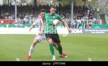Münster, Deutschland. 22. April 2023. firo: 04/22/2023-Fußball, Fußball, Saison der regionalen Liga, 2022/2023, regionale Liga West, Rückflug, 31. Spieltag SC Preussen Munster, SCP, Preussen Münster - Fortuna Düsseldorf 2, II, Two, Duels, Yassine Bouchama Credit: dpa/Alamy Live News Stockfoto