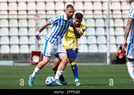 Modena, Italien. 22. April 2023. Andrea La Mantia (Spal) während des Spiels des FC Modena gegen SPAL, italienischer Fußball der Serie B in Modena, Italien, April 22 2023 Kredit: Independent Photo Agency/Alamy Live News Stockfoto