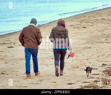 Ayr, Scotland, UK 22. , April 2023. Wetter in Großbritannien: Der sonnige Strand von Ayr begann in der Sommersaison. Credit Gerard Ferry/Alamy Live News Stockfoto