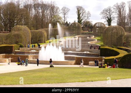 Cascade of Fountains, ein Brunnenkomplex, Alnwick Garden, Alnwick, Northumberland UK Stockfoto