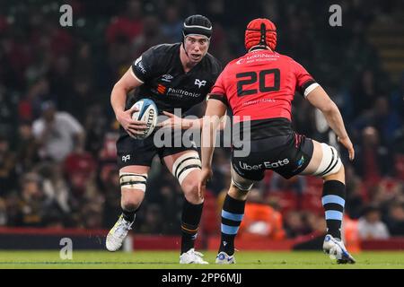 Adam Beard of Ospreys in Aktion beim United Rugby Championship Match Ospreys vs Cardiff Rugby im Principality Stadium, Cardiff, Großbritannien, 22. April 2023 (Foto: Craig Thomas/News Images) Stockfoto