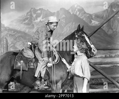 Alan Ladd Jean Arthur B/W Portrait Shane 1953 Director George Stevens Roman Jack Shaeffer Costume Design Edith Head Paramount Pictures Stockfoto