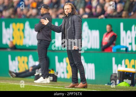 Burnley, Großbritannien. 22. April 2023QPR Manager Gareth Ainsworth während des Sky Bet Championship-Spiels zwischen Burnley und Queens Park Rangers im Turf Moor, Burnley, am Samstag, den 22. April 2023. (Foto: Mike Morese | MI News) Guthaben: MI News & Sport /Alamy Live News Stockfoto