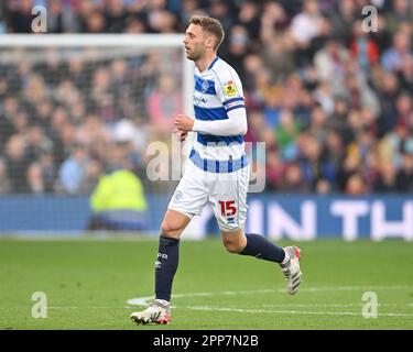 Burnley, Großbritannien. 22. April 2023. Sam Field of Queens Park Rangers beim Sky Bet Championship-Spiel in Turf Moor, Burnley. Das Bild sollte lauten: Gary Oakley/Sportimage Credit: Sportimage Ltd/Alamy Live News Stockfoto