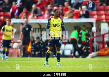 Oakwell Stadium, Barnsley, England - 22. April 2023 Marcus McGuane (18) of Oxford United - während des Spiels Barnsley gegen Oxford United, Sky Bet League One, 2022/23, Oakwell Stadium, Barnsley, England - 22. April 2023 Guthaben: Arthur Haigh/WhiteRosePhotos/Alamy Live News Stockfoto