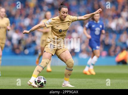 London, Großbritannien. 22. April 2023. Lucy Bronze aus Barcelona während des Spiels der UEFA Womens Champions League auf der Stamford Bridge, London. Das Bild sollte lauten: Paul Terry/Sportimage Credit: Sportimage Ltd/Alamy Live News Stockfoto