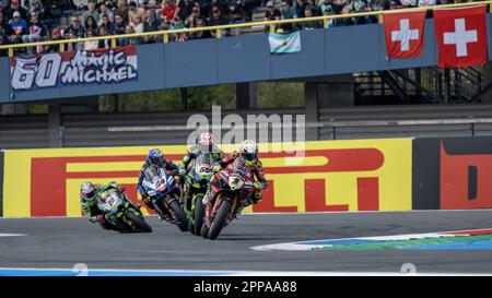 TT Assen Circuit, Assen, Niederlande, 22. April 2023, Nr. 1 Alvaro Bautista ESP Ducati Panigale V4R ARUBA.IT Racing -Ducati&#XA;N°65 Jonathan Rea GBR Ka Stockfoto