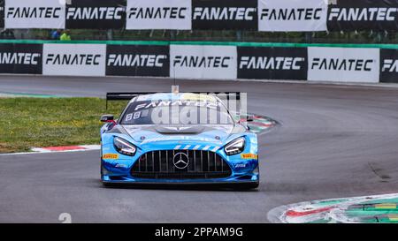 Monza, Italien. 23. April 2023. Qualifizierung, Team Akkodis ASP, Mercedes-AMG GT3 Kredit: Unabhängige Fotoagentur/Alamy Live News Stockfoto