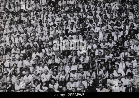 Öffentlich bei den Olympischen Spielen im Wembley-Stadion, London, 1948. Stockfoto