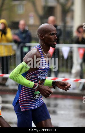 London, Großbritannien. 23. April 2023. Sir Mo FARAH, TCS London Marathon, London. Kredit: Simon Balson/Alamy Live News Stockfoto