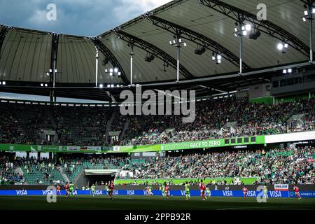 Wolfsburg, Deutschland. 23. April 2023. Fußball, Frauen: Champions League, VfL Wolfsburg - Arsenal WFC, K.O.-Runde, Halbfinale, erste Etappe, Volkswagen Arena. Blick auf das Stadion. Kredit: Swen Pförtner/dpa/Alamy Live News Stockfoto