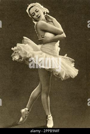 Alte Vintage-Postkarte der UdSSR, 1961. Die weltberühmte Ballerina G.S. Ulanova als Odetta im Schwanensee. Stockfoto