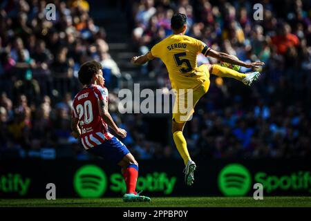 Bercelona, Spanien. 23. April 2023. Sergio Busquets (FC Barcelona) während eines Spiels in La Liga Santander zwischen dem FC Barcelona und Atletico de Madrid am 23. April 2023 im Spotify Camp Nou in Barcelona, Spanien. (Foto/Felipe Mondino) Kredit: Unabhängige Fotoagentur/Alamy Live News Stockfoto