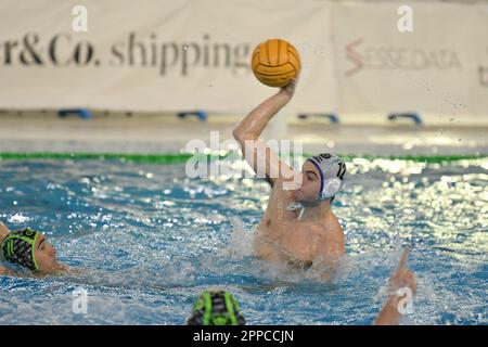 Polo Natatorio Bianchi, Triest, Italien, 22. April 2023, Andrea Mladossich (Pallanuoto Triest) während Pallanuoto Triest vs AN Brescia - Waterpolo I Stockfoto