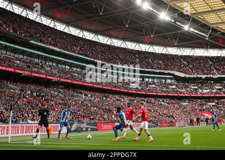 London, Großbritannien. 23. April 2023. Allgemeiner Überblick über das Geschehen während des FA-Cup-Spiels im Wembley Stadium, London. Das Bild sollte lauten: Kieran Cleeves/Sportimage Credit: Sportimage Ltd/Alamy Live News Stockfoto