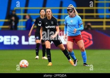 Manchester, Großbritannien. 23. April 2023. Manchester Academy, Manchester, 23. April 2023: Lauren Hemp (11 Manchester City) in Aktion während des WSL-Spiels zwischen Manchester City und West Ham United im Academy Stadium, Manchester, England. (MHodsman/SPP) Kredit: SPP Sport Press Photo. Alamy Live News Stockfoto