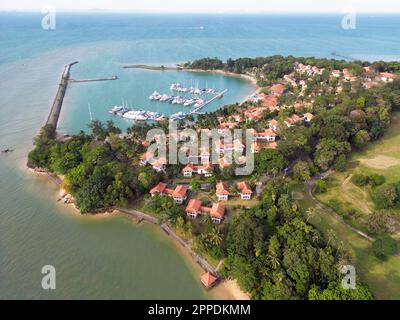 Batam Indonesia - Blick auf die Drohne Nongsa Point Marina and Resort Stockfoto