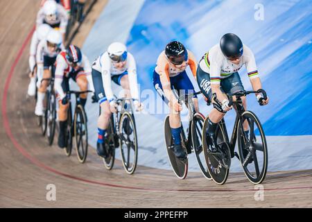 Milton, Kanada. 23. April 2023. Foto von Alex Whitehead/SWpix.com - 23/04/2023 - Radfahren - Tissot UCI Track Nations Cup, Runde 3: Milton - Mattamy National Cycling Centre, Ontario, Kanada - Women's Omnium - Jennifer Valente von den USA Kredit: SWpix/Alamy Live News Stockfoto