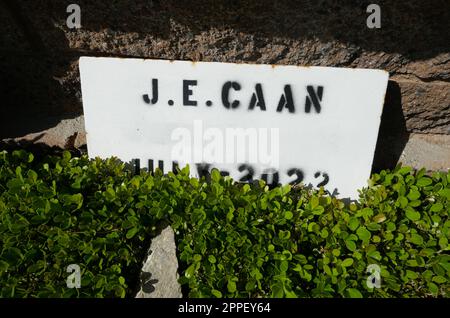 Mission Hills, Kalifornien, USA 23. April 2023 Schauspieler James Caan Grab in Mount Jerusalum Abschnitt im Eden Memorial Park am 23. April 2023 in Mission Hills, Kalifornien, USA. Foto: Barry King/Alamy Stock Photo Stockfoto