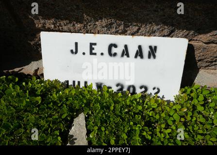 Mission Hills, Kalifornien, USA 23. April 2023 Schauspieler James Caan Grab in Mount Jerusalum Abschnitt im Eden Memorial Park am 23. April 2023 in Mission Hills, Kalifornien, USA. Foto: Barry King/Alamy Stock Photo Stockfoto