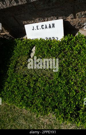 Mission Hills, Kalifornien, USA 23. April 2023 Schauspieler James Caan Grab in Mount Jerusalum Abschnitt im Eden Memorial Park am 23. April 2023 in Mission Hills, Kalifornien, USA. Foto: Barry King/Alamy Stock Photo Stockfoto