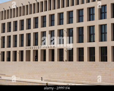 Berlin, Deutschland - Mai 2022: Humboldt-Forum-Gebäude auf der Museumsinsel. Erbaut im 15. Jahrhundert, war dieser herrliche Palast der Sitz der Könige und Emp Stockfoto