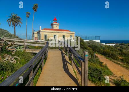 Leuchtturm bei Ponta da Piedade Stockfoto