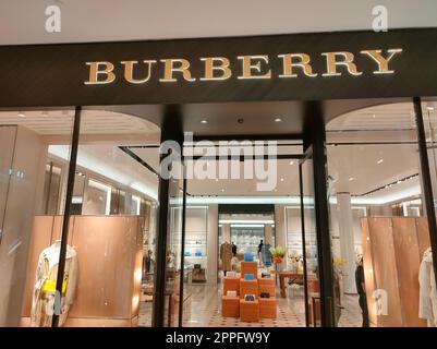 Burberry Store im Einkaufszentrum Aventura, Florida, USA Stockfoto