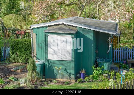 Kleine Hütte, Pavillon in einem Garten Stockfoto