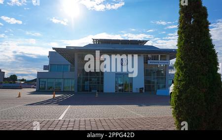 Volkswagen-Autohaus in Prag Stockfoto