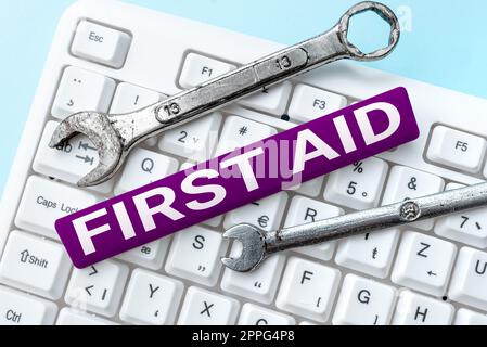 Schreiben mit Text erste Hilfe. Geschäftskonzept Praxis der Heilung von kleinen Schnitten, die keine Notwendigkeit für eine medizinische Ausbildung -48905 Stockfoto