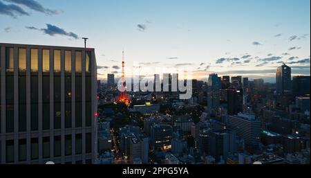 Tokio, Japan 07. Juli 2019: Tokio bei Nacht Stockfoto