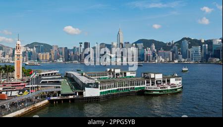 Victoria Harbour, Hongkong 26. Juli 2019: Wahrzeichen von Hongkong Stockfoto