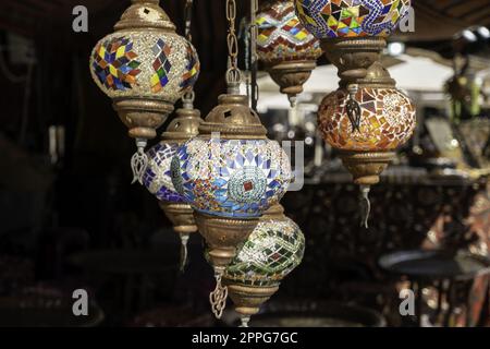 Typische arabische Lampen Stockfoto