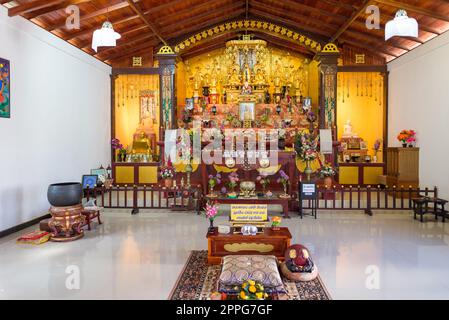 Tempel der japanischen Friedenspagode auf dem Rumassala-Hügel in Unawatuna in Sri Lanka Stockfoto