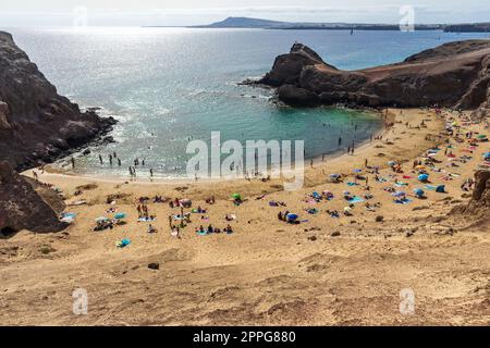 Playa de Papagayo. Beliebter Strand auf Lanzarote, Kanarische Inseln, Spanien. Stockfoto