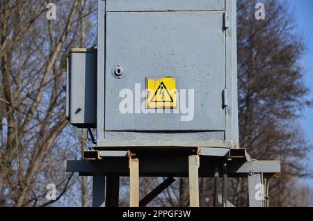 Eine kleine Unterstation für die Stromversorgung Stockfoto