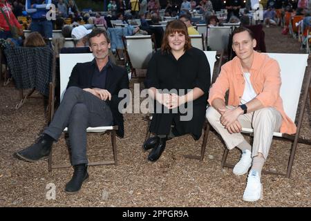 Joerg Hartmann, Stefanie Reinsperger, Rick Okon, 10 Jahre Tatort Dortmund, Dortmund, Heinz-Nixdorf-Straße, 27.08.2022 Stockfoto