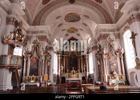 Dekanatspfarrkirche MariÃ¤ Himmelfahrt St. Johann in Tirol Stockfoto