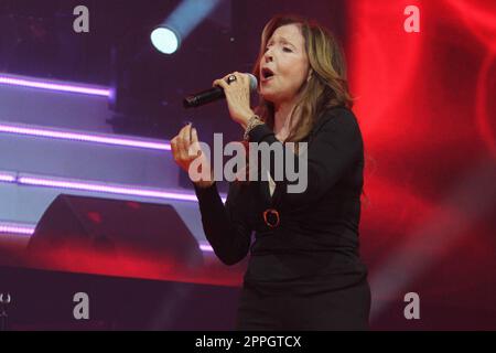 Vicky Leandros, die Schlagernacht des Jahres, Barclaycard Arena, Hamburg, 10.09.2022 Stockfoto