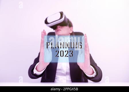 Text mit Inspiration Planung 2023. Das Geschäftskonzept beginnt mit „End in the Mind“ Positionierung langfristiger Ziele Stockfoto