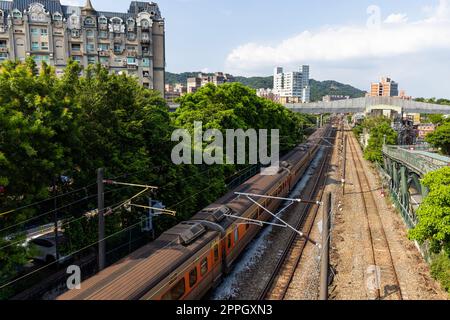 Taiwan 14. Juli 2022: Gleis im Taiwanischen Bezirk Yingge Stockfoto